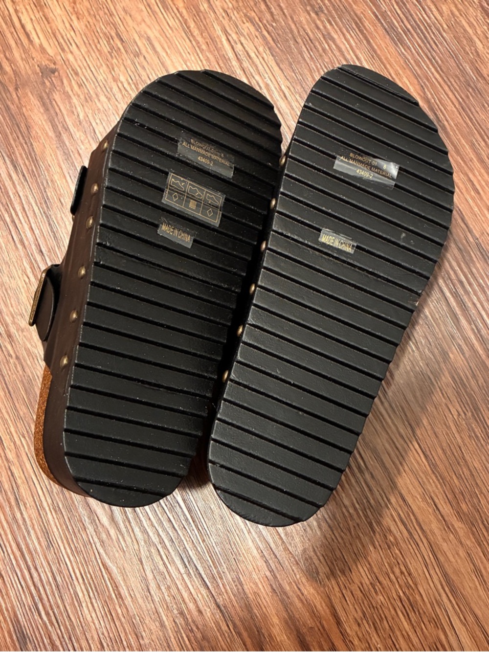 Black Double Buckle Platform Sandal - Picture 5 of 6